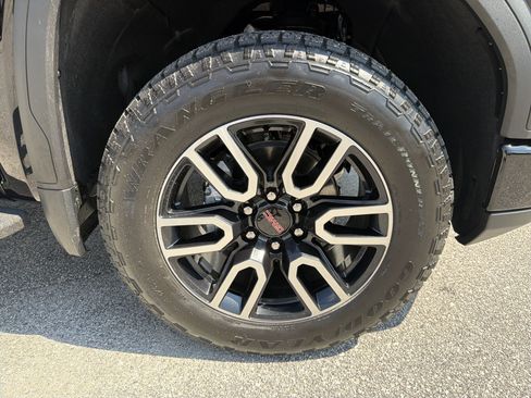 New 2026 GMC Sierra 1500 AT4 w/ AT4 Premium Package AWD/4WD image 13