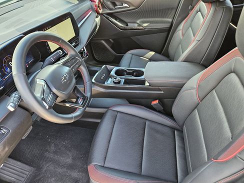 Certified 2025 Chevrolet Equinox RS w/ Safety and Technology Package image 18