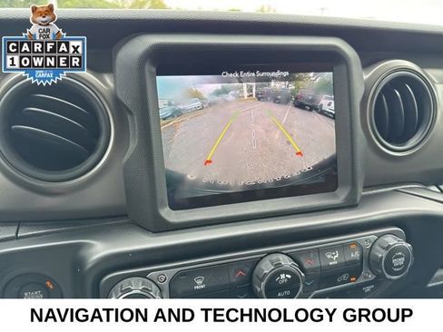 Used 2022 Jeep Wrangler Unlimited Willys image 11