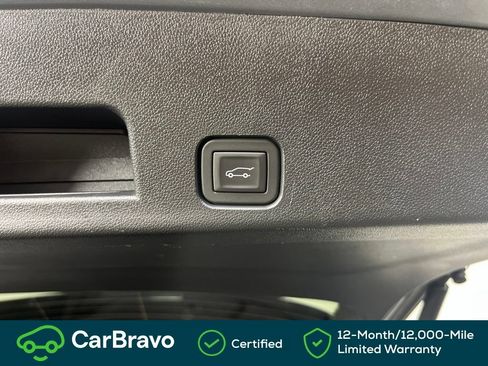 Used 2026 Chevrolet Traverse LT AWD/4WD image 7