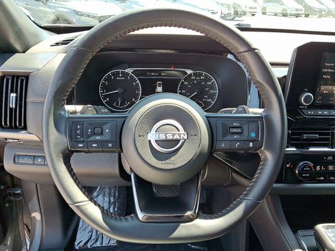 Used 2024 Nissan Pathfinder Rock Creek AWD/4WD image 19