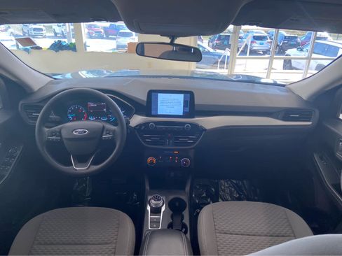 Used 2022 Ford Escape SE image 19