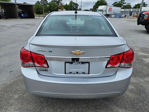 Used 2011 Chevrolet Cruze Eco FWD image 5
