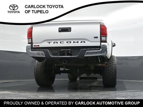 Used 2018 Toyota Tacoma TRD Off-Road AWD/4WD image 56