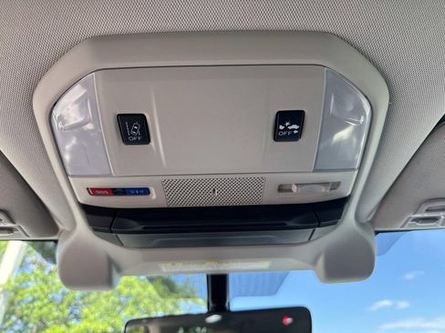 Used 2020 Subaru Ascent Limited image 47