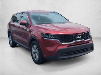 Used 2022 Kia Sorento LX FWD video 3