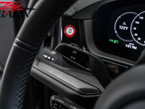 Used 2025 Porsche Cayenne GTS image 35