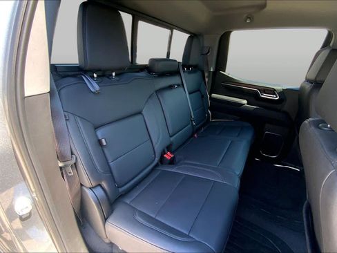 Used 2024 GMC Sierra 1500 SLT AWD/4WD image 20