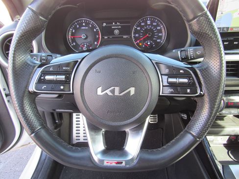 Used 2023 Kia Forte GT-Line w/ GT-Line Premium Package image 20