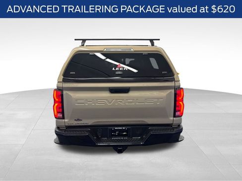 Used 2024 Chevrolet Colorado Z71 w/ Z71 Convenience Package 2 AWD/4WD image 5