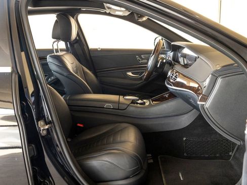 Used 2019 Mercedes-Benz S 560 4MATIC Sedan image 28