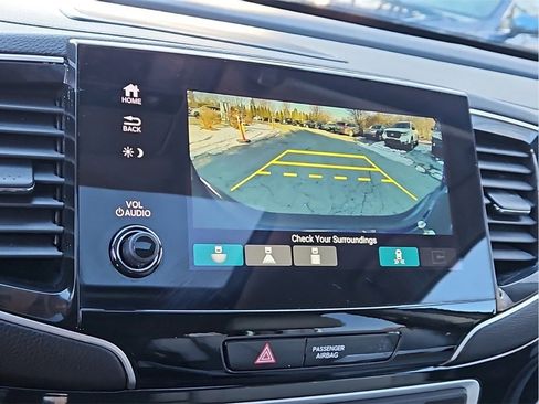 Certified 2022 Honda Pilot Touring image 26