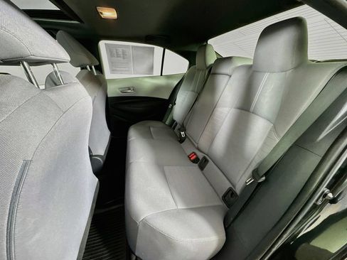 Certified 2022 Toyota Corolla SE w/ SE Premium Package FWD image 23