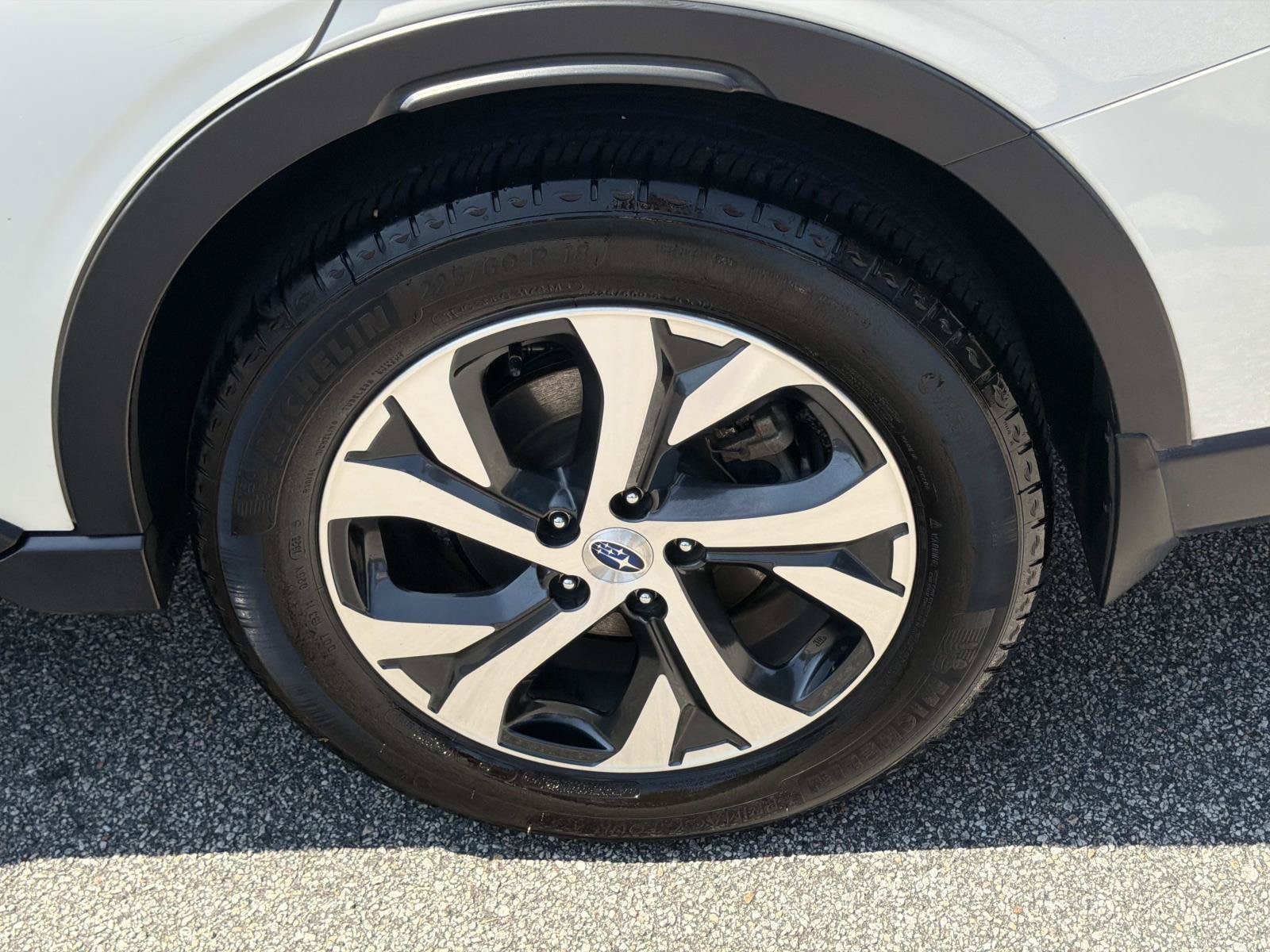 Used 2022 Subaru Outback Touring AWD/4WD image 21