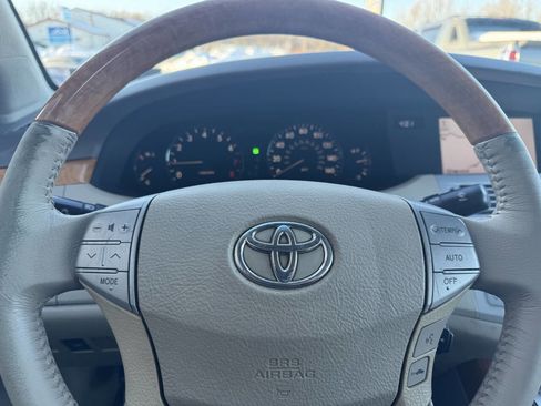 Used 2006 Toyota Avalon Limited image 36