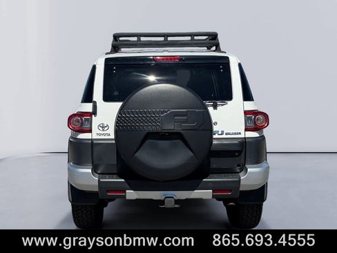 Used 2014 Toyota FJ Cruiser 4WD w/ Upgrade Package image 4
