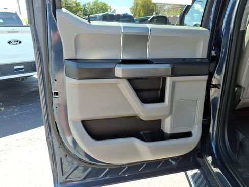 Used 2019 Ford F150 XLT w/ Equipment Group 302A Luxury AWD/4WD image 22