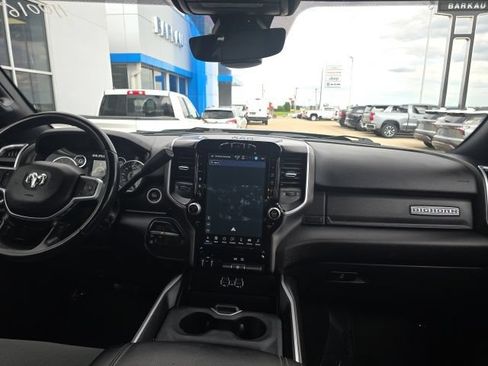 Used 2024 RAM 3500 Big Horn AWD/4WD image 8