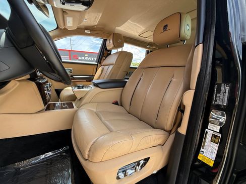 Used 2020 Rolls-Royce Phantom Extended Wheelbase RWD image 28