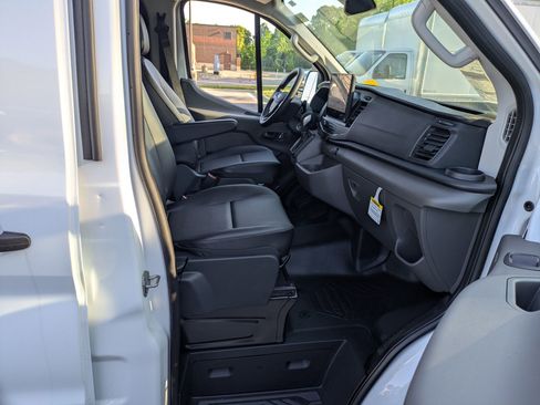 New 2026 Ford Transit 250 Low Roof w/ Load Area Protection Package RWD image 29