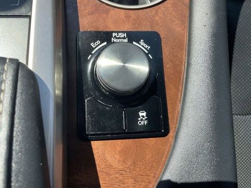 Used 2020 Lexus RX 350L 350L w/ Premium Package image 18