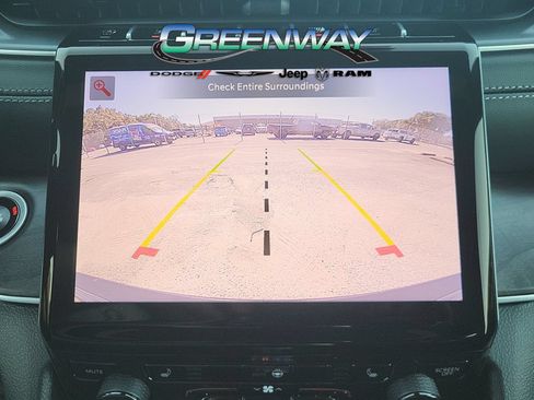 Used 2025 Jeep Grand Cherokee Limited RWD image 22