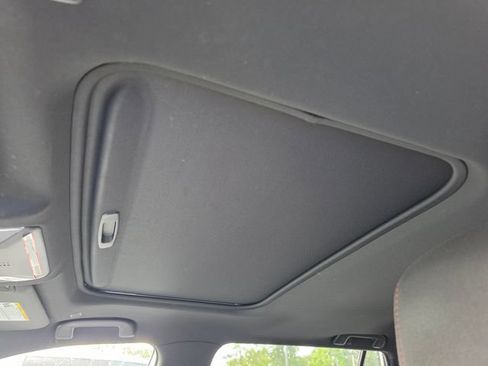 Used 2024 Toyota RAV4 SE w/ Weather & Moonroof Package AWD/4WD image 9