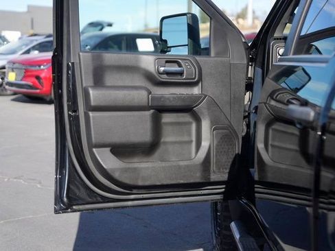 Used 2023 Chevrolet Silverado 2500 Custom w/ Custom Value Package image 29