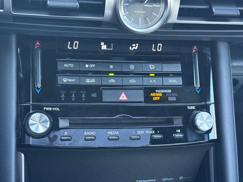 Certified 2022 Lexus IS 350 F Sport image 25