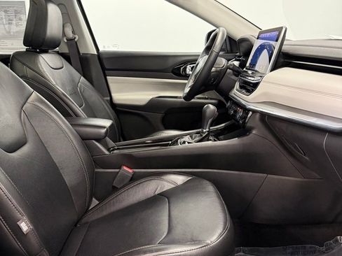 Used 2022 Jeep Compass Limited w/ Elite Group image 19