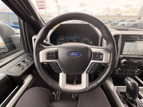 Used 2018 Ford F150 Lariat w/ Equipment Group 502A Luxury AWD/4WD image 17