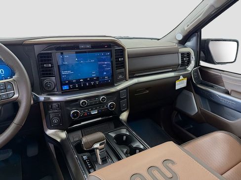 New 2025 Ford F150 King Ranch w/ FX4 Off-Road Package image 26