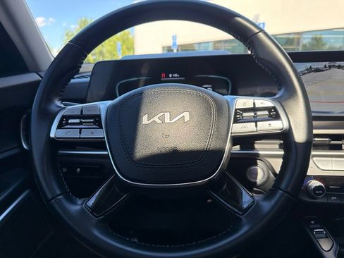 Certified 2024 Kia Telluride S w/ S Sunroof Package AWD/4WD image 34