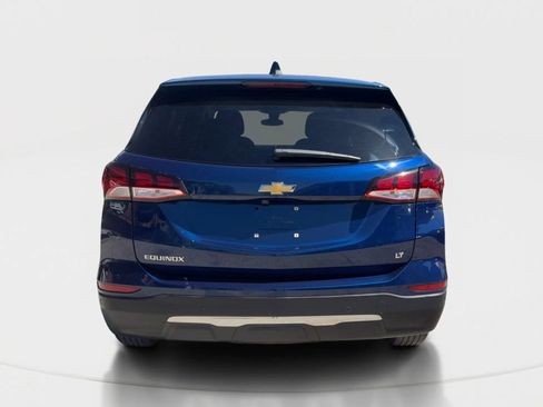 Used 2023 Chevrolet Equinox LT w/ Driver Convenience Package FWD image 4