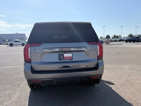 Used 2022 GMC Yukon AT4 AWD/4WD image 7