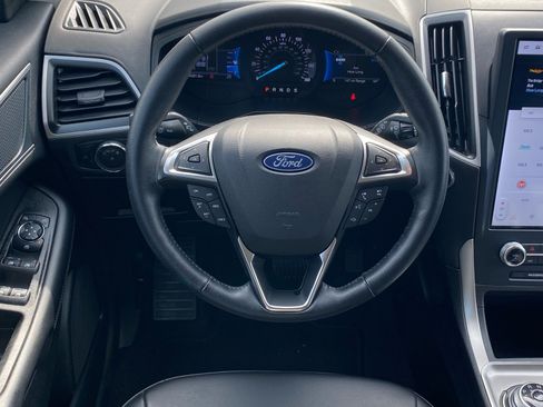 Certified 2023 Ford Edge SEL image 6