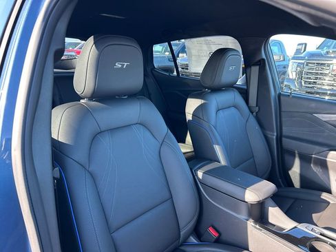 New 2026 Buick Envista Sport Touring FWD image 34