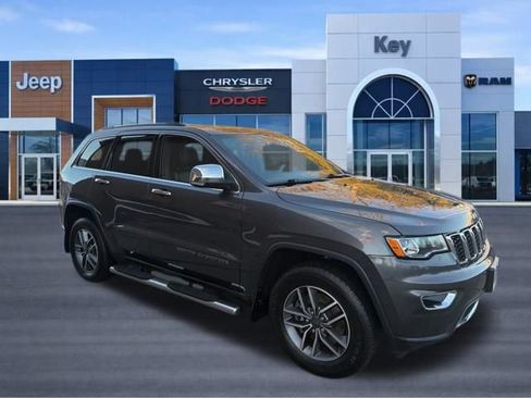 Used 2021 Jeep Grand Cherokee Limited image 3