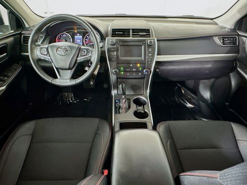Used 2017 Toyota Camry SE FWD image 25