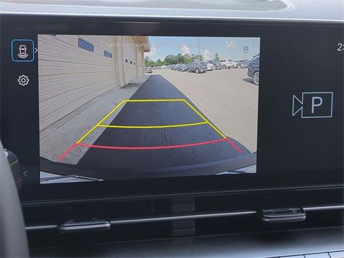 New 2026 Hyundai Kona SE image 23