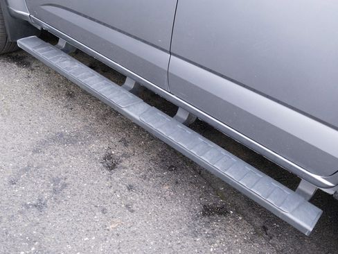 Used 2022 GMC Canyon AT4 w/ Trailering Package image 29