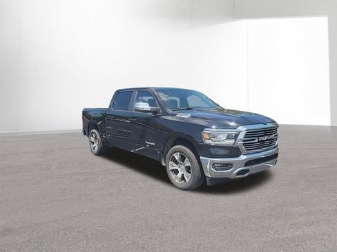 Used 2024 RAM 1500 Laramie AWD/4WD image 2