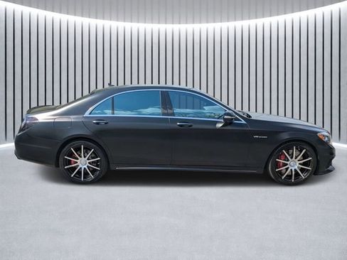 Used 2016 Mercedes-Benz S 63 AMG 4MATIC Sedan image 2