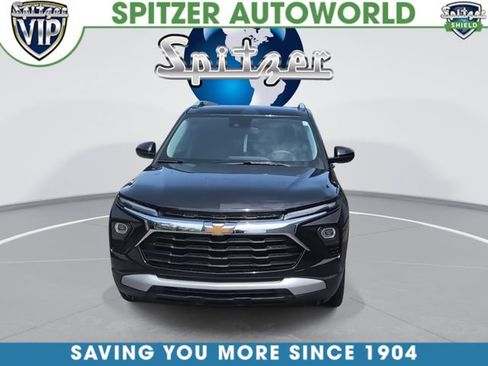 Used 2025 Chevrolet TrailBlazer LT w/ LT Cold Weather Package AWD/4WD image 4