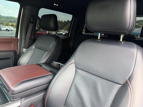 Used 2022 Ford F150 Lariat AWD/4WD image 8