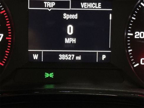 Used 2024 Chevrolet Trax LS w/ LS Convenience Package image 13