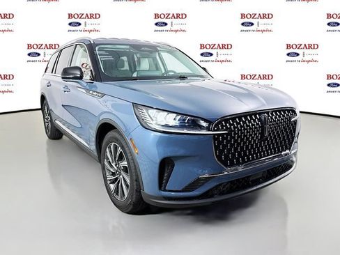 New 2026 Lincoln Aviator 2WD image 1