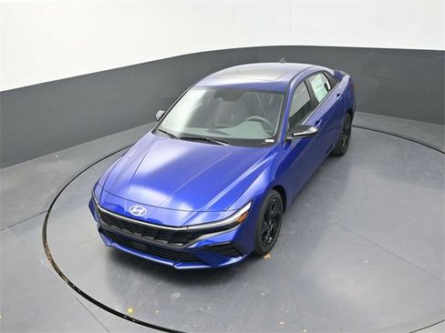 New 2026 Hyundai Elantra SEL Sport image 24