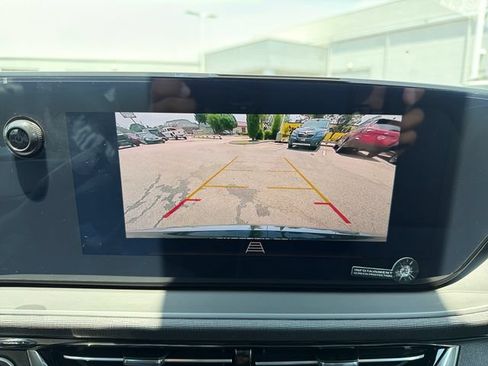 New 2026 Buick Envista Avenir FWD image 13
