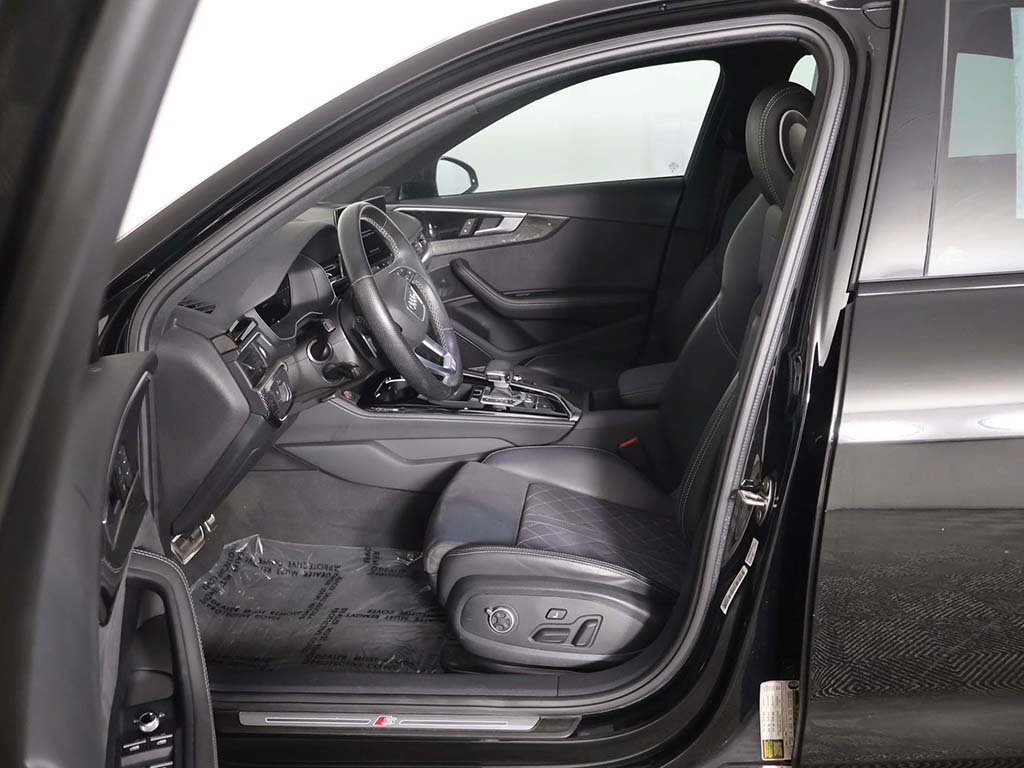 Used 2023 Audi S4 Premium Plus w/ Premium Plus Package AWD/4WD image 31